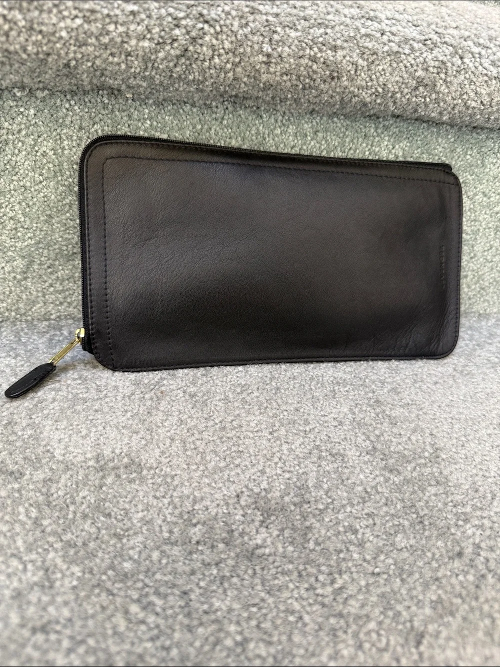 New Levenger Black Leather Zip Case